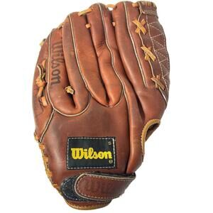 Wilson Signature Edition Model A2110 Snap Action Select Primium Cowhide RH ds